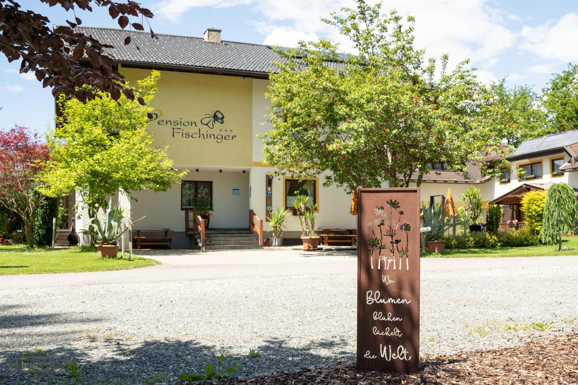 Pension Fischinger Feldkirchen in Kärnten Eksteriør billede